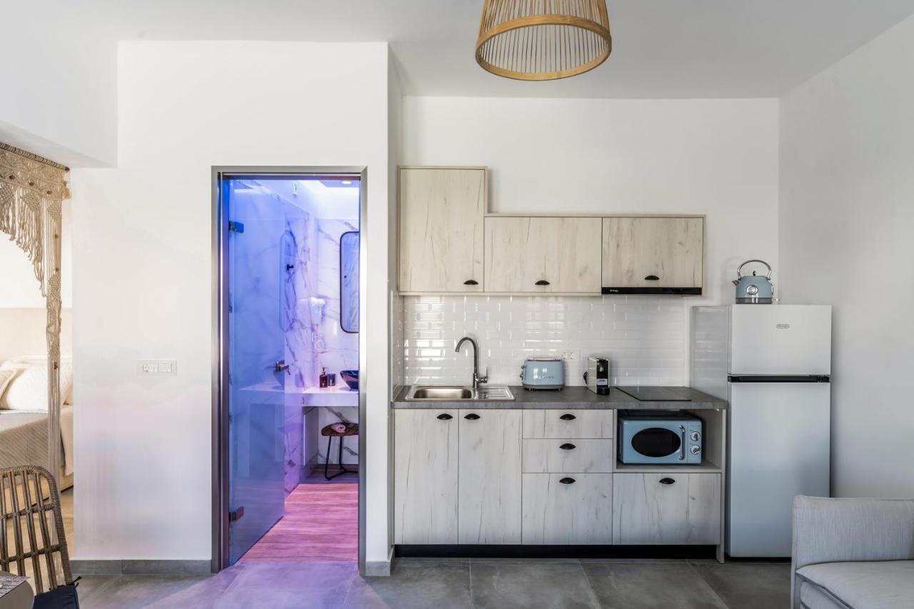 Santorossa Luxury Villas Emporio  Экстерьер фото