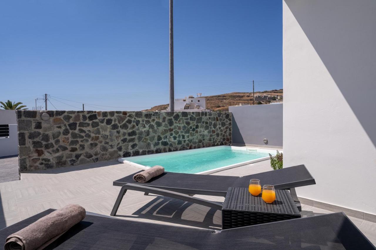 Santorossa Luxury Villas Emporio  Экстерьер фото