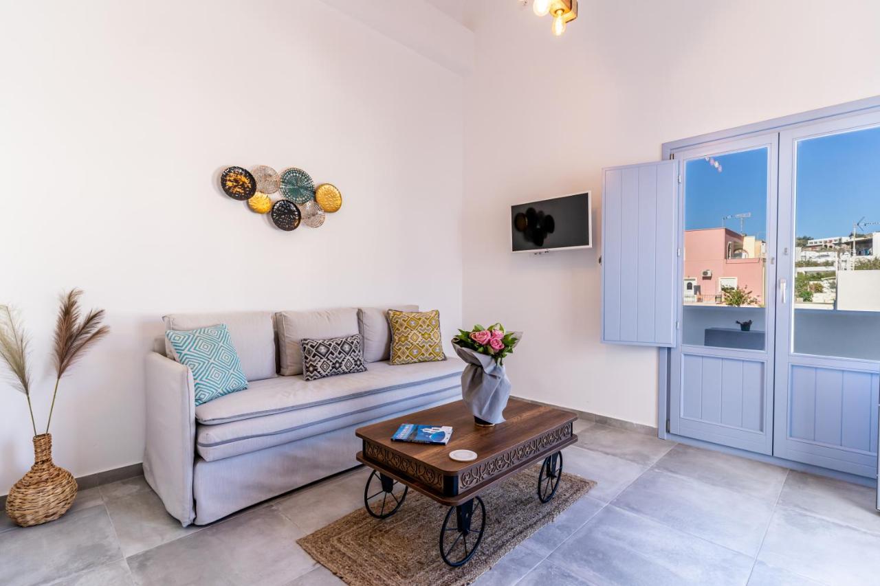 Santorossa Luxury Villas Emporio  Экстерьер фото